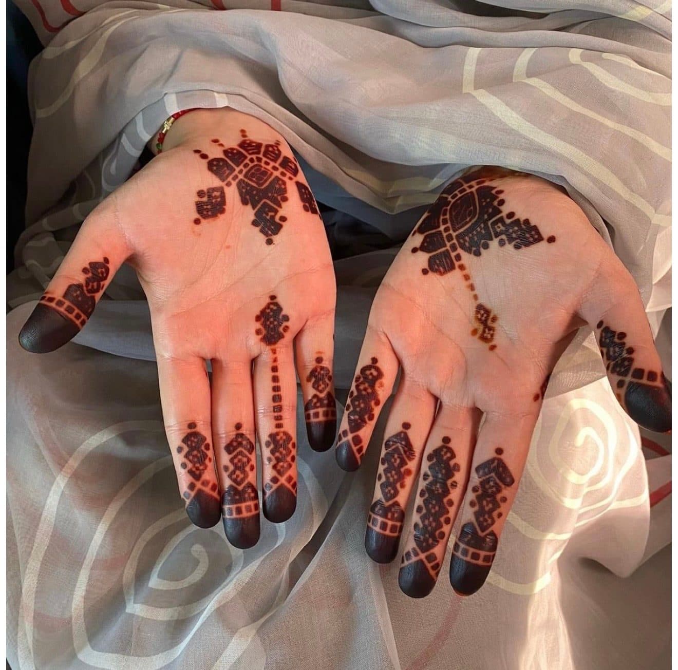 حنة قليلة 