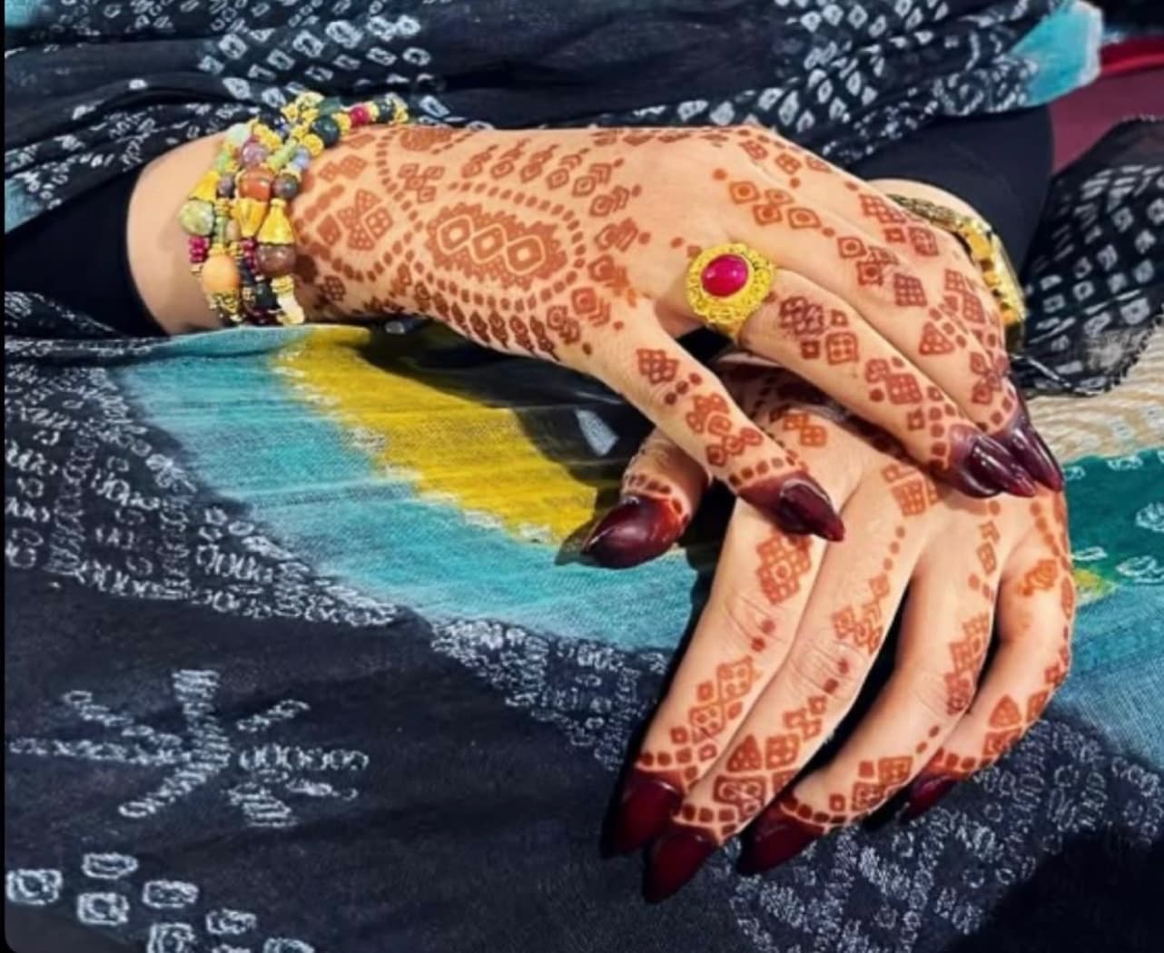 حنة سرنگ ليدين و الكرعين