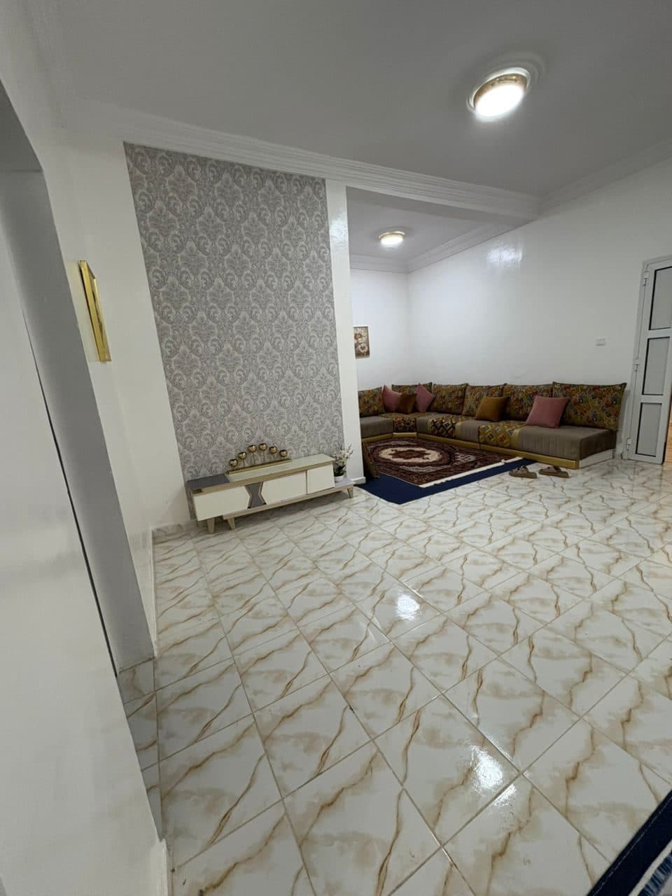 شقة مفروشة (4)