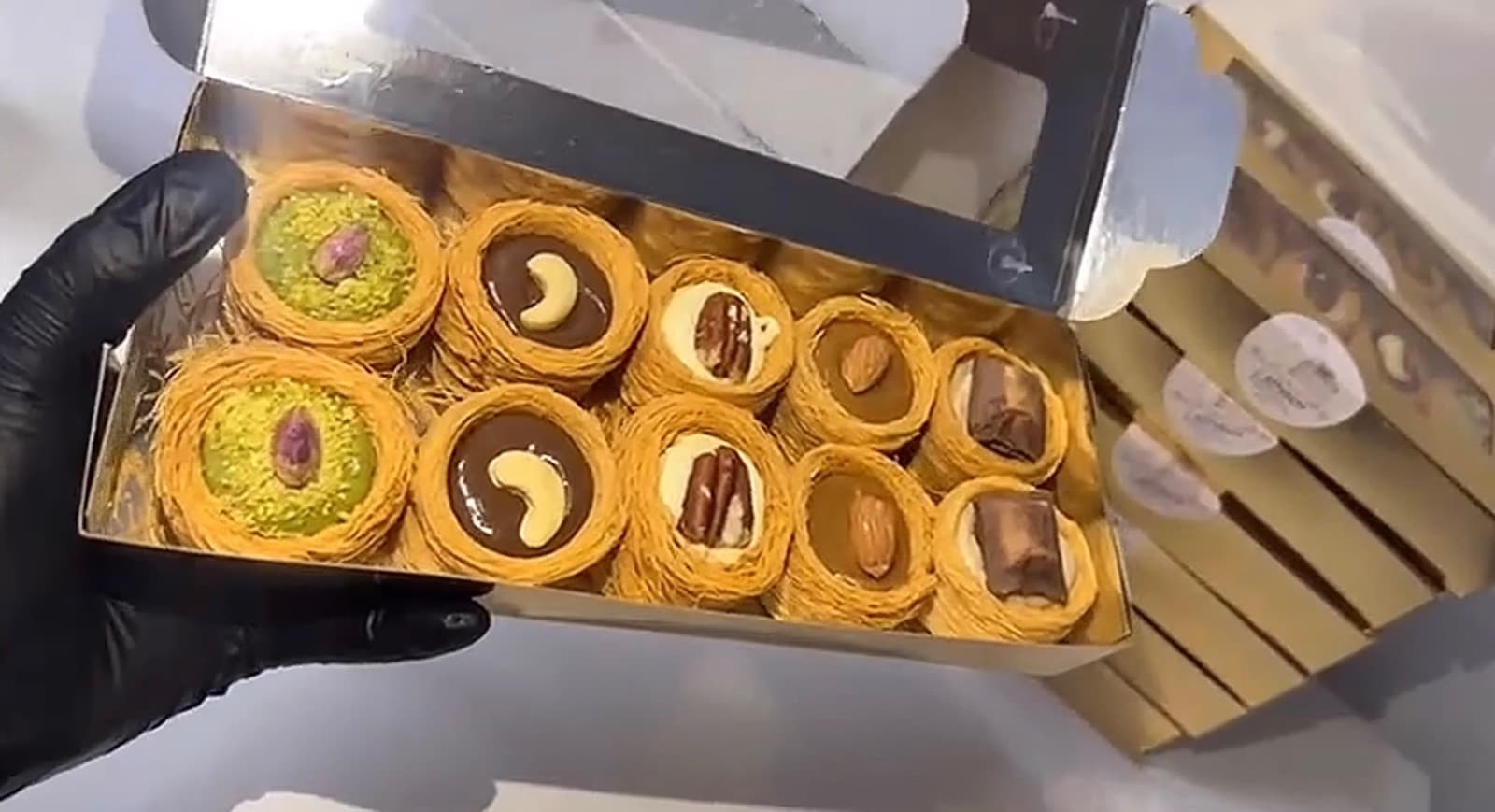 الكنافة محشية