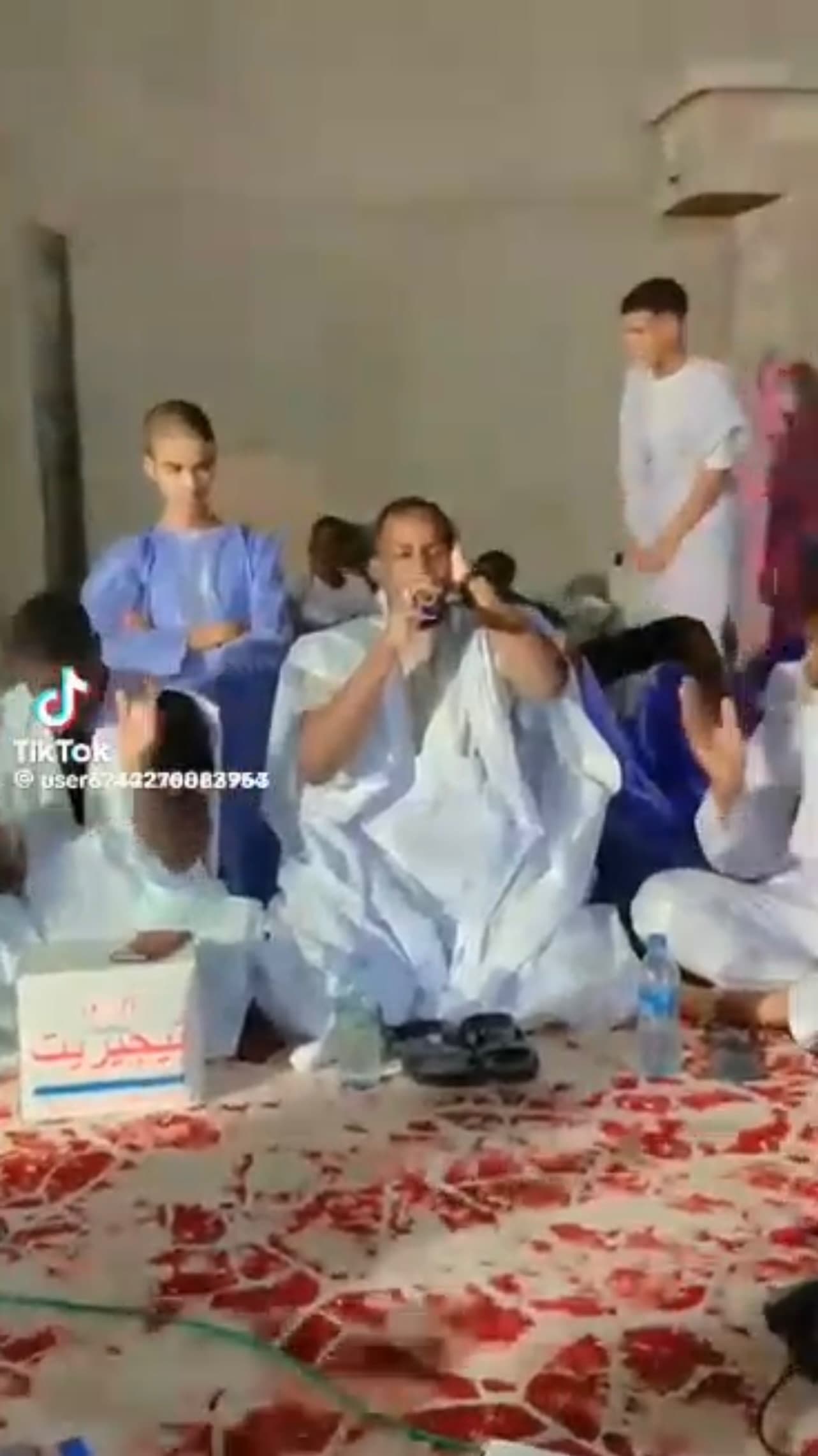 فرقة المداحة