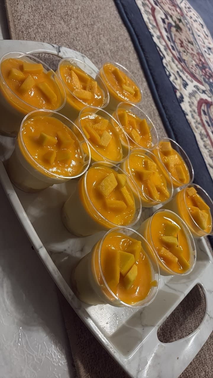 كؤوس كريمة المانجو